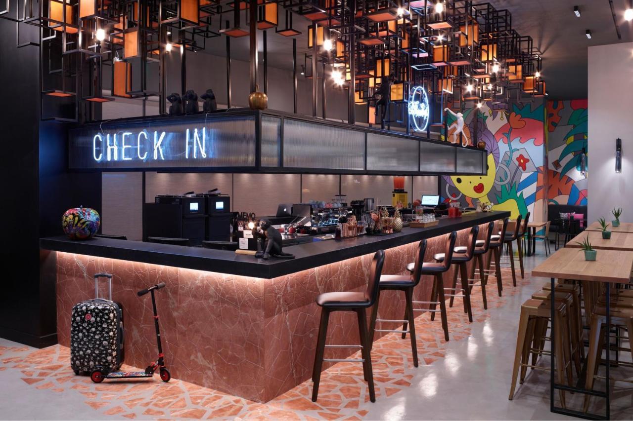 Moxy Athens City Exterior foto